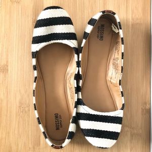 Mossimo Striped Flats